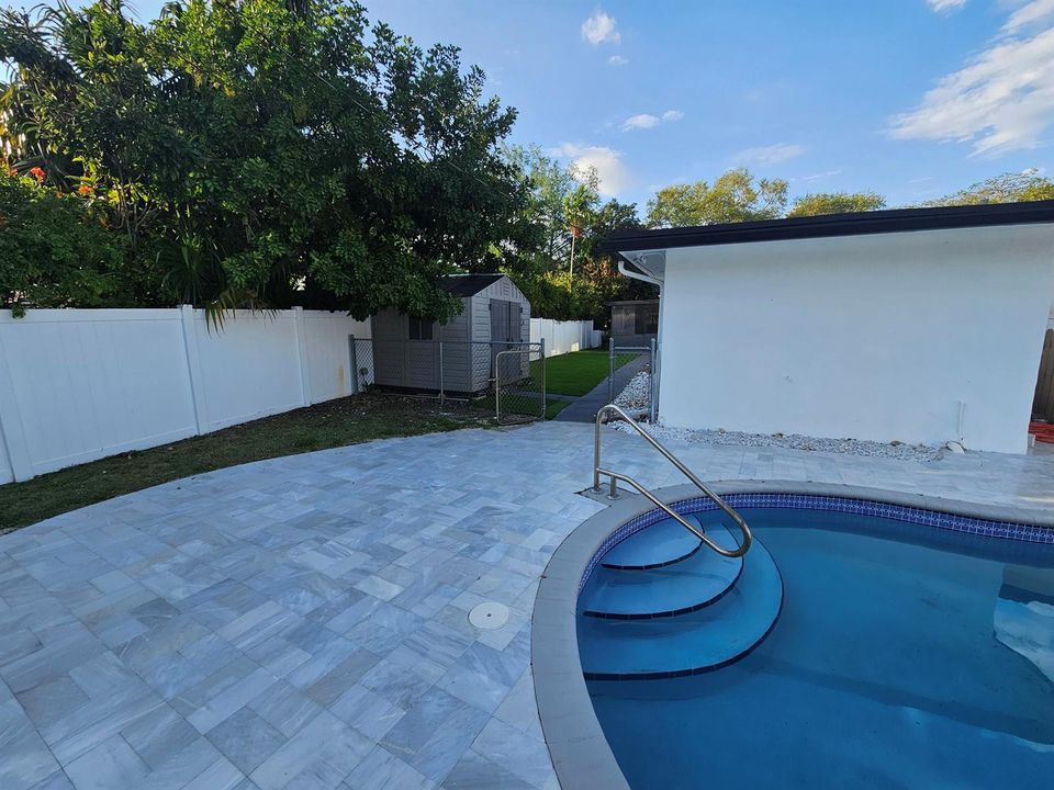 Pool