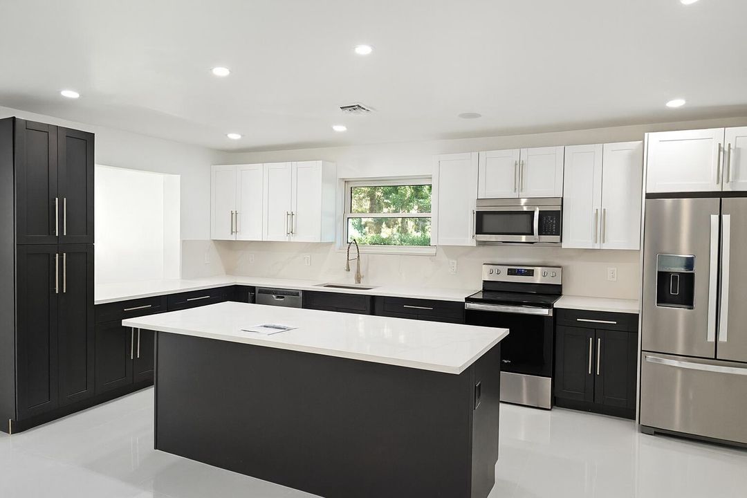 4 Kitchen