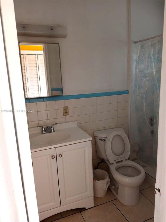 For Rent: $1,000 (0 beds, 1 baths, 0 Square Feet)