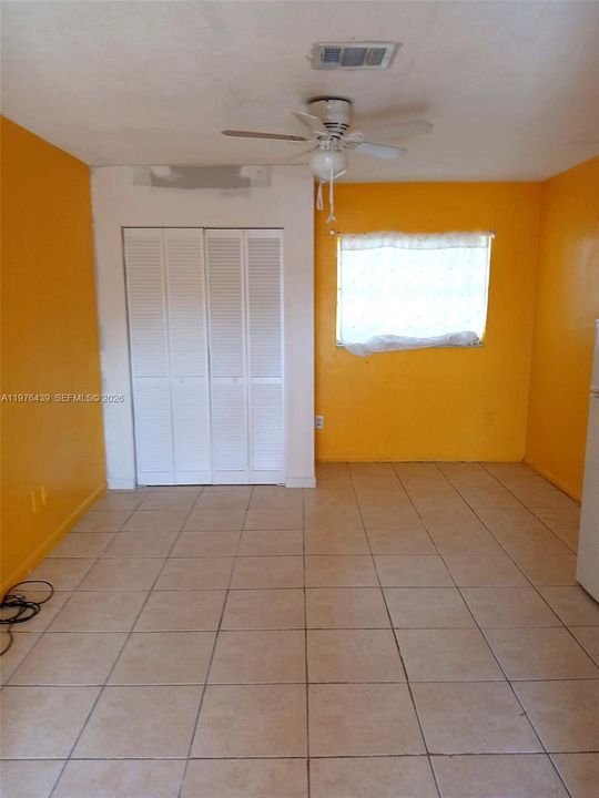 For Rent: $1,000 (0 beds, 1 baths, 0 Square Feet)