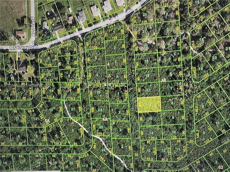 На продажу: $15,900 (0.24 acres)