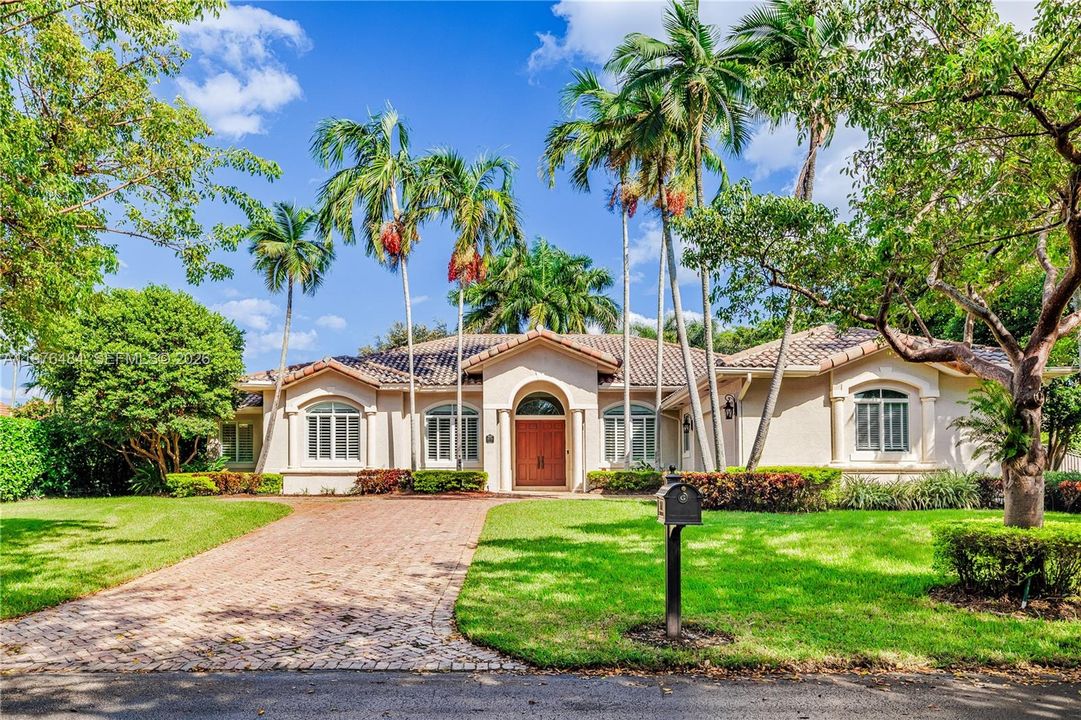 На продажу: $1,725,000 (4 спален, 3 ванн, 3190 Квадратных фут)