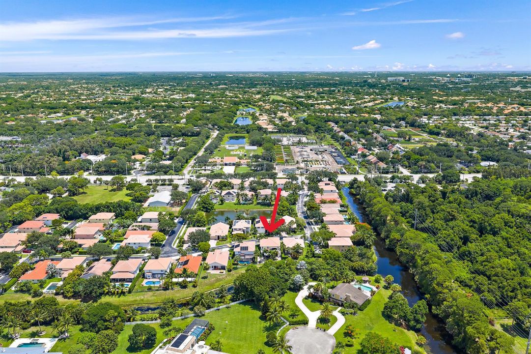 008-Arrow 112HiddenHollowDr-PalmBeachGar