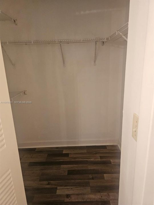 Recientemente alquilado: $1,700 (1 camas, 1 baños, 700 Pies cuadrados)