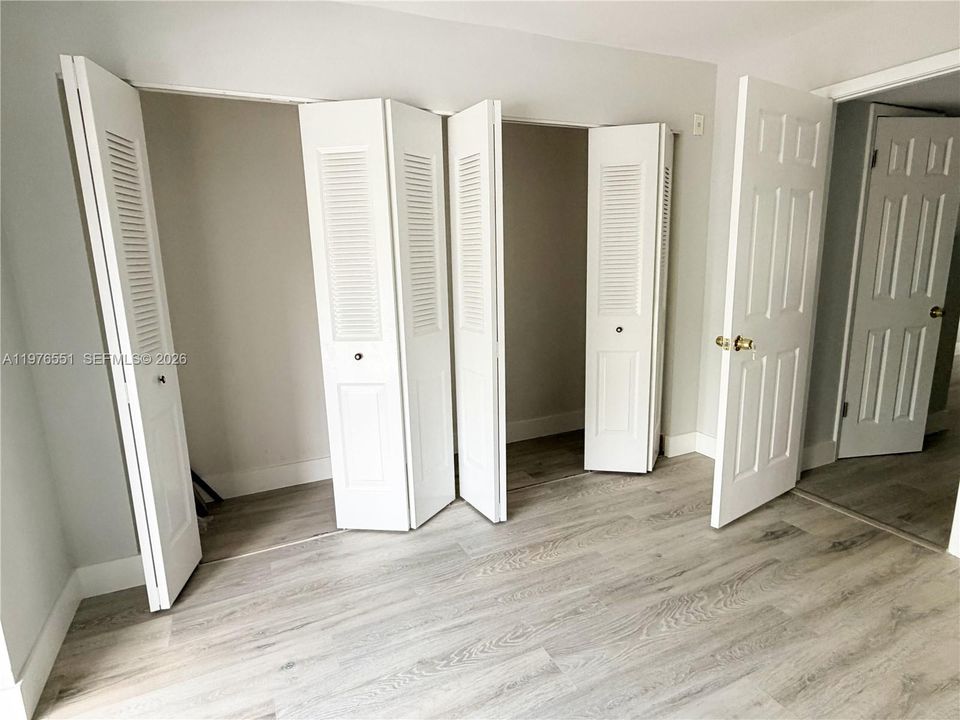 На продажу: $130,000 (1 спален, 1 ванн, 593 Квадратных фут)