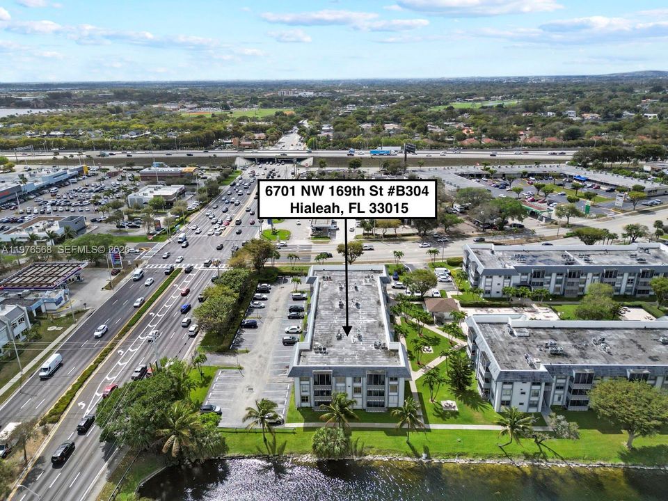 Active With Contract: $245,000 (3 beds, 2 baths, 1068 Square Feet)