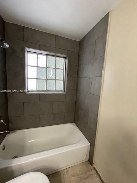 For Rent: $2,400 (3 beds, 2 baths, 1348 Square Feet)