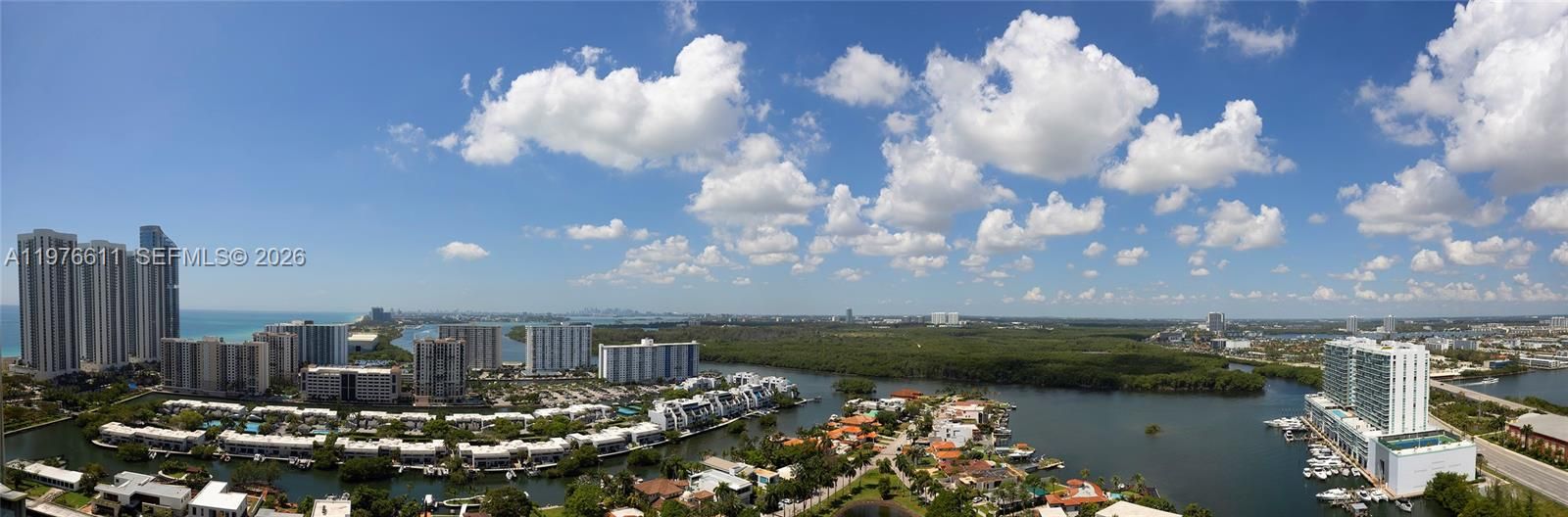 En Venta: $2,590,000 (3 camas, 3 baños, 3289 Pies cuadrados)
