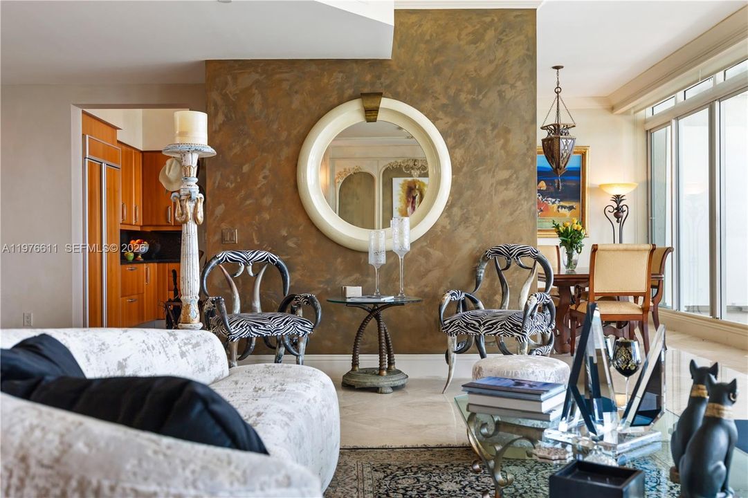 En Venta: $2,590,000 (3 camas, 3 baños, 3289 Pies cuadrados)