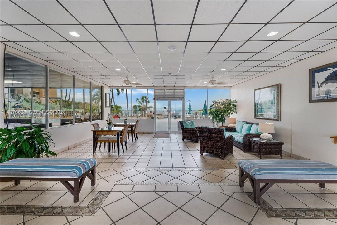 En Venta: $260,000 (0 camas, 1 baños, 398 Pies cuadrados)