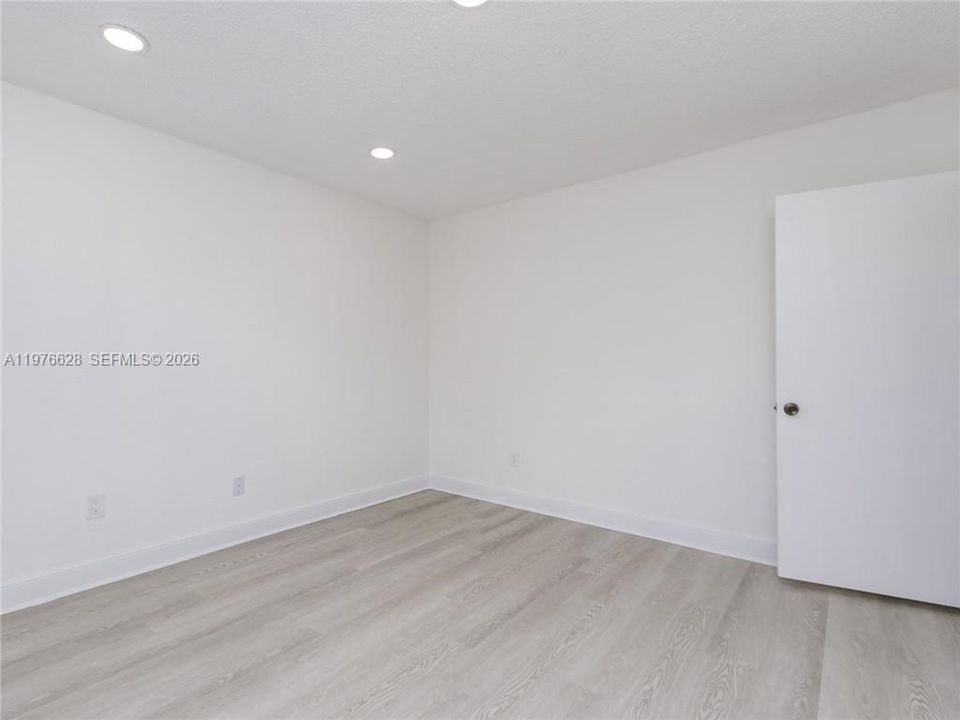 En Venta: $249,500 (2 camas, 2 baños, 1266 Pies cuadrados)