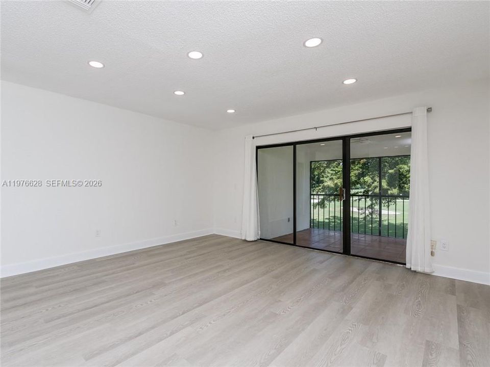 En Venta: $249,500 (2 camas, 2 baños, 1266 Pies cuadrados)