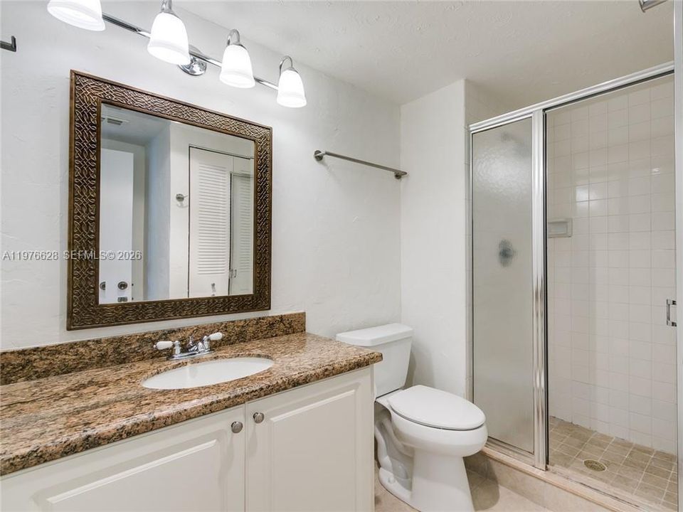 En Venta: $249,500 (2 camas, 2 baños, 1266 Pies cuadrados)