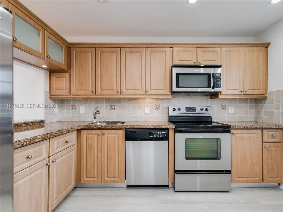 En Venta: $249,500 (2 camas, 2 baños, 1266 Pies cuadrados)