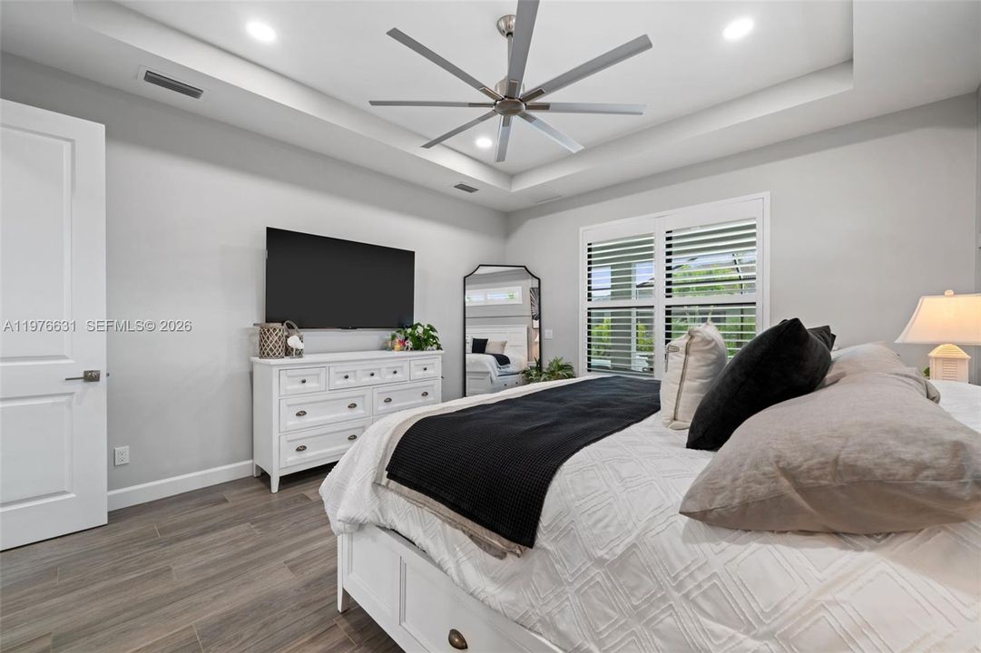 Primary suite retreat