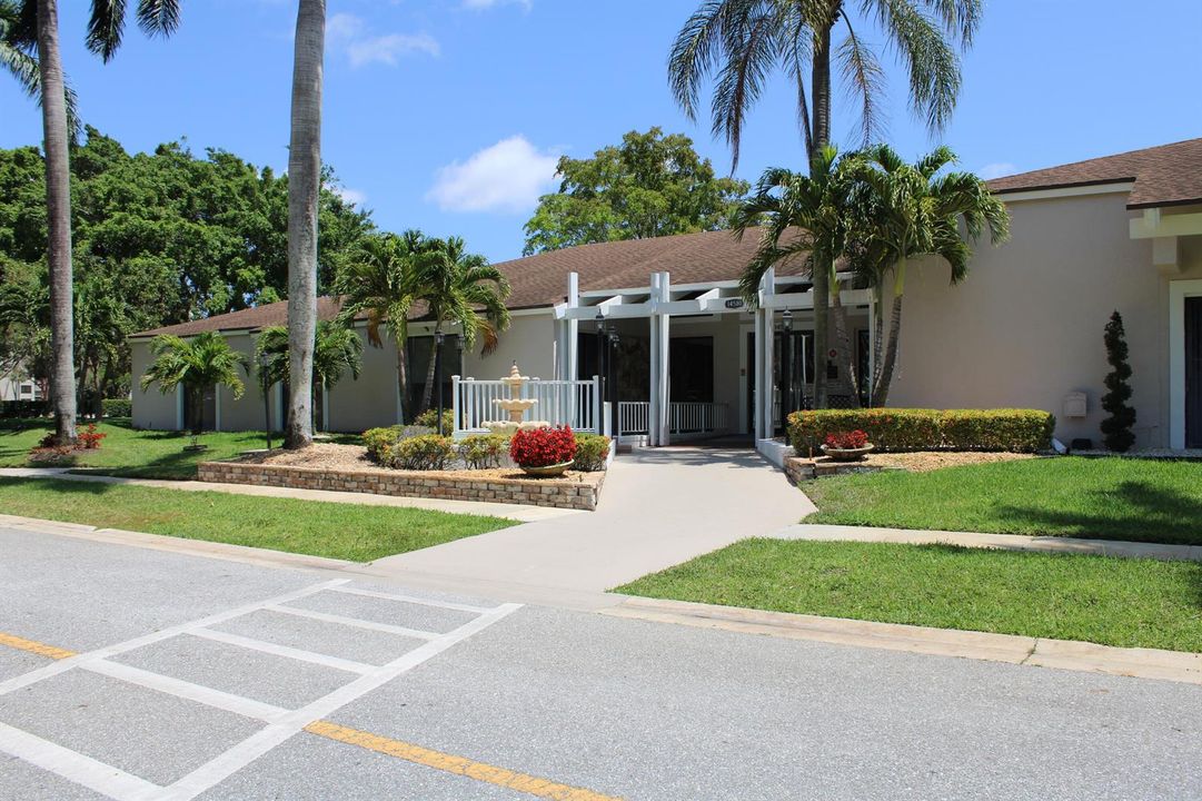 Bonaire clubhouse