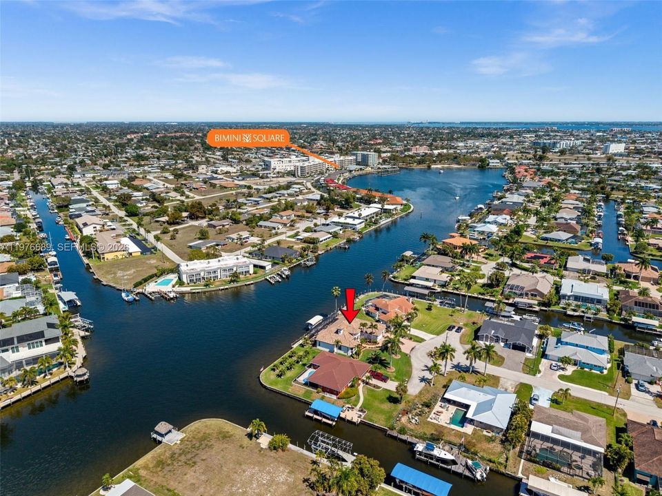 A couple minutes by boat to Bimini Square and Downtown