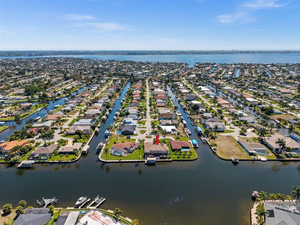 Prime waterfront location in Cape Coral