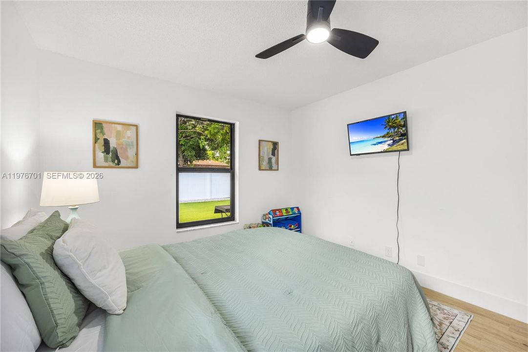 For Sale: $570,000 (4 beds, 2 baths, 1448 Square Feet)