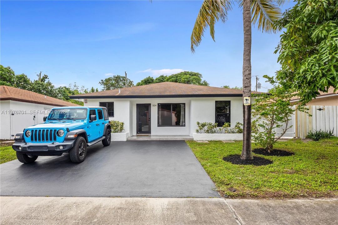 For Sale: $570,000 (4 beds, 2 baths, 1448 Square Feet)