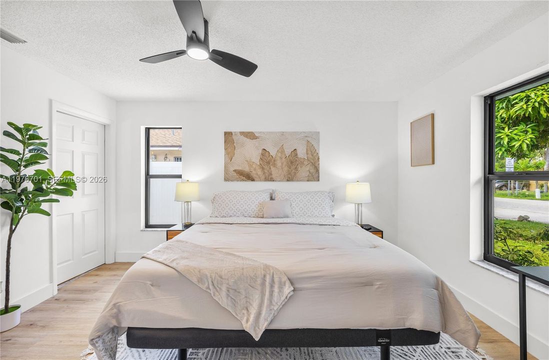 For Sale: $570,000 (4 beds, 2 baths, 1448 Square Feet)