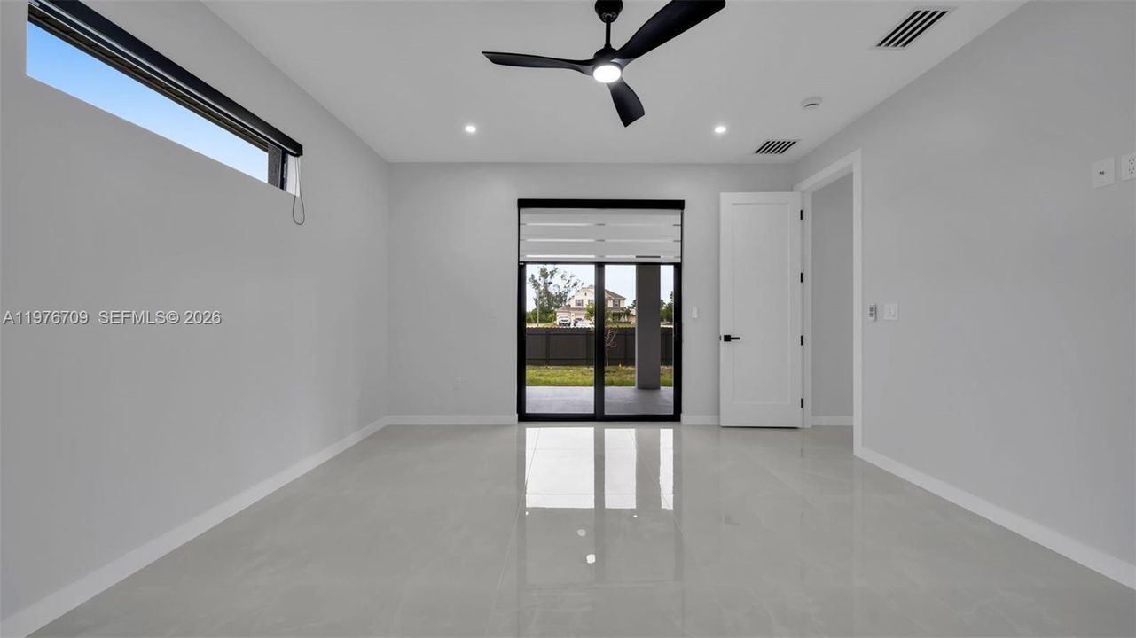 En Venta: $420,000 (3 camas, 2 baños, 0 Pies cuadrados)