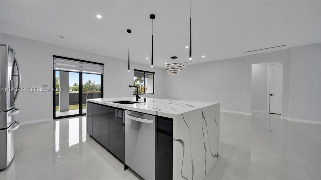 En Venta: $420,000 (3 camas, 2 baños, 0 Pies cuadrados)