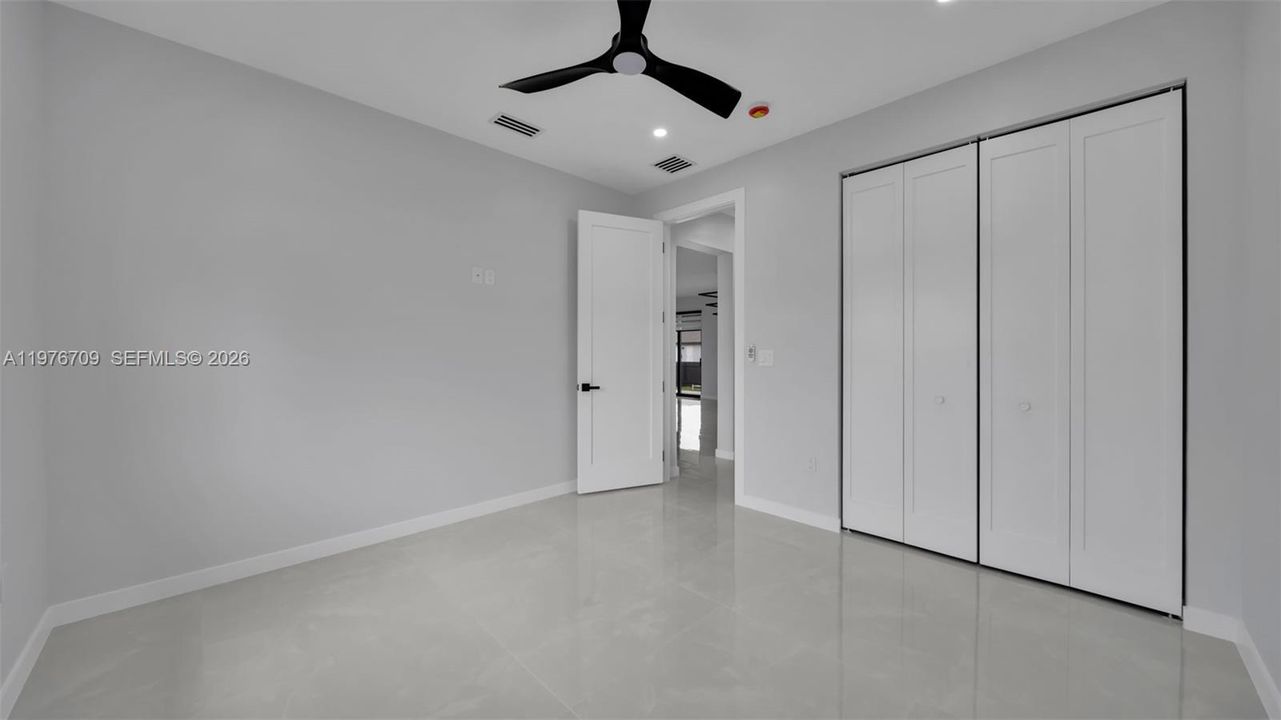 En Venta: $420,000 (3 camas, 2 baños, 0 Pies cuadrados)