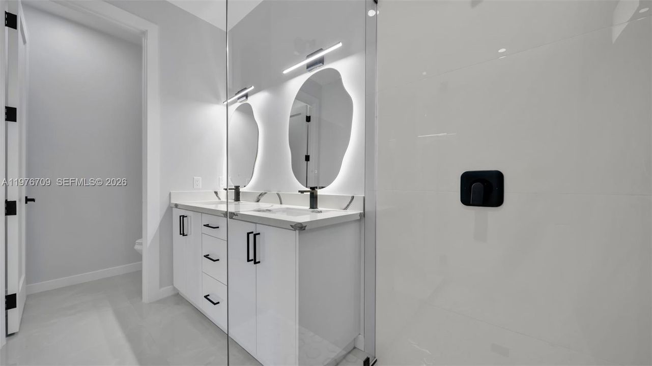 En Venta: $420,000 (3 camas, 2 baños, 0 Pies cuadrados)