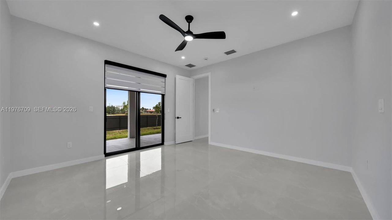 En Venta: $420,000 (3 camas, 2 baños, 0 Pies cuadrados)
