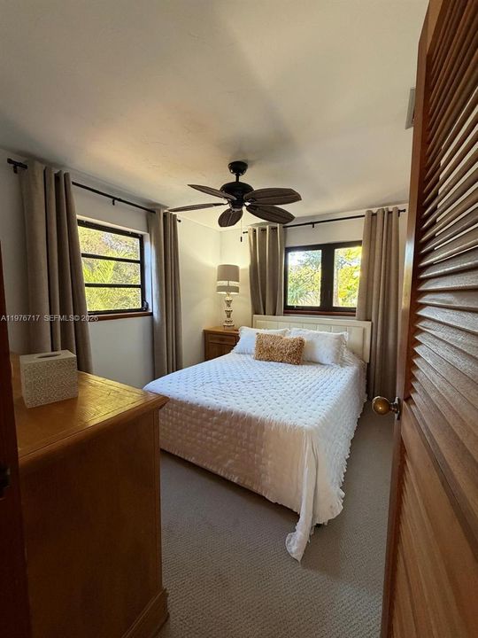 For Rent: $6,880 (2 beds, 2 baths, 954 Square Feet)