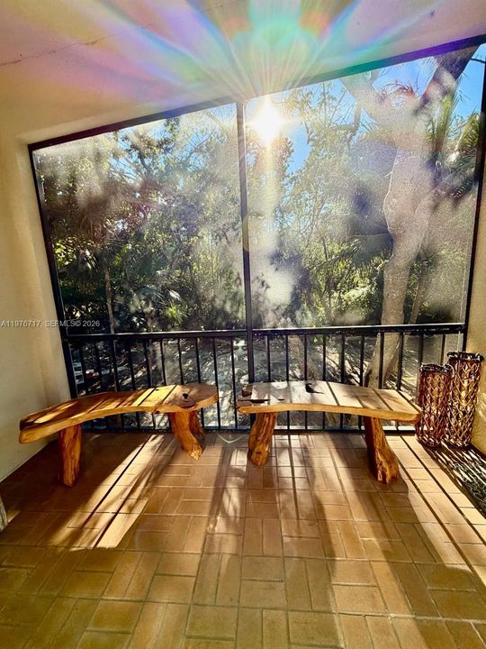 For Rent: $6,880 (2 beds, 2 baths, 954 Square Feet)
