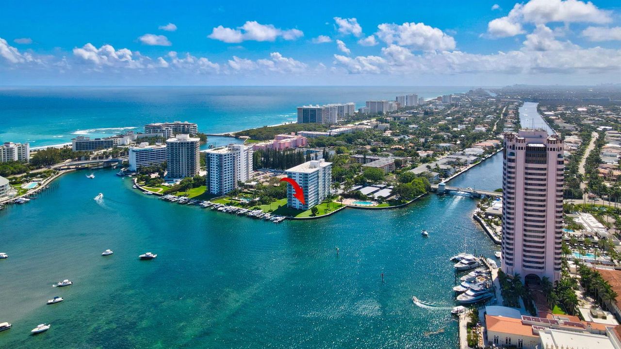 Aerial / Lake Boca