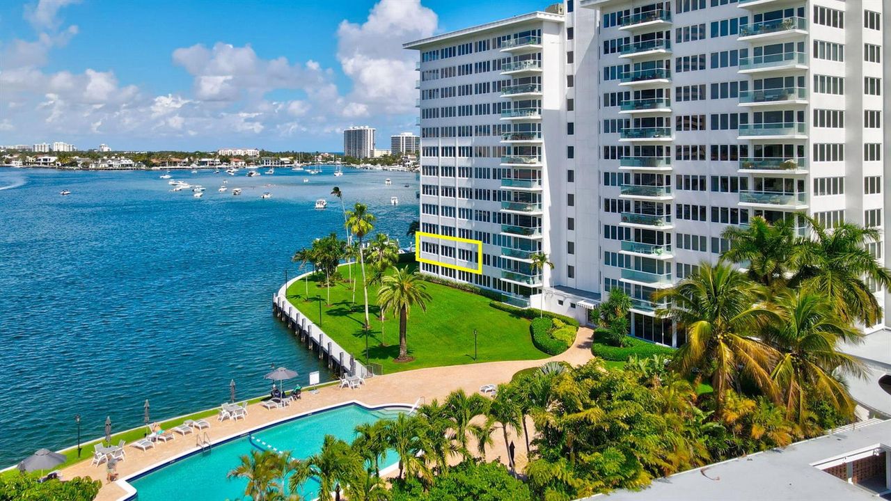 Aerial / Lake Boca