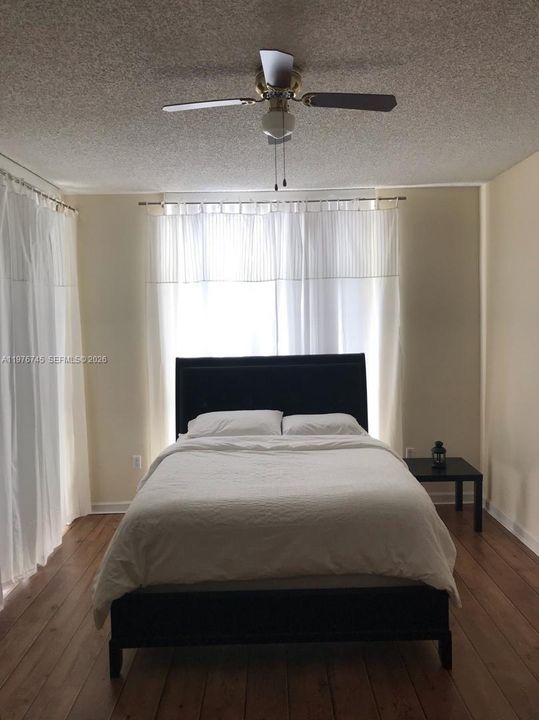 En Venta: $315,000 (2 camas, 2 baños, 1170 Pies cuadrados)