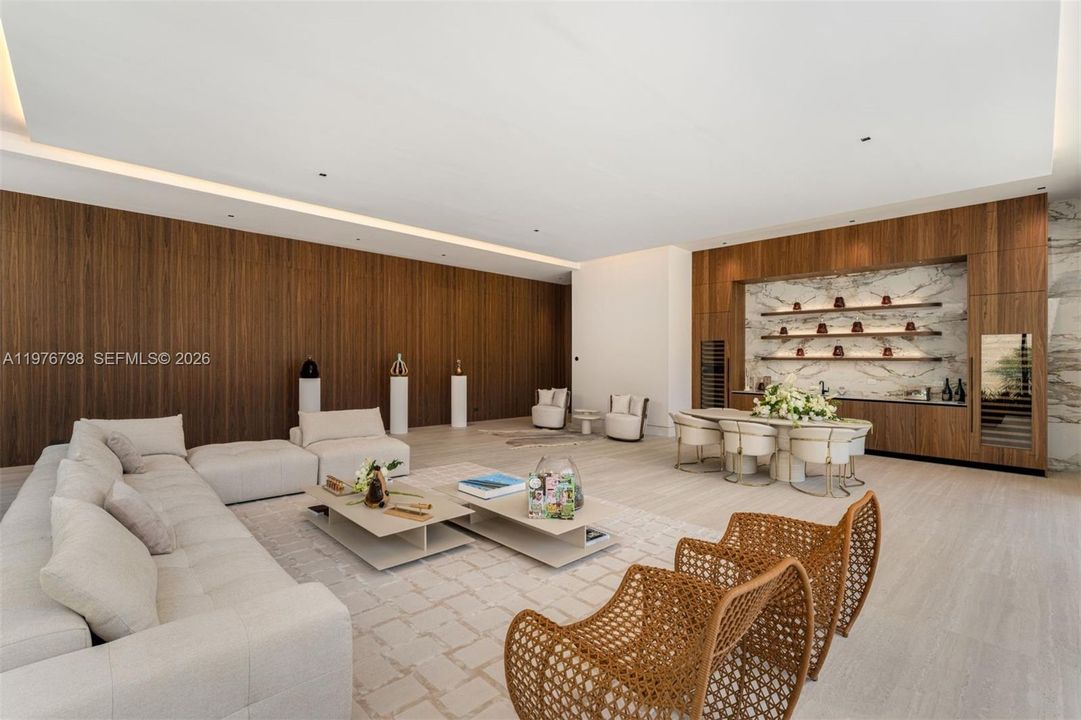 На продажу: $19,950,000 (6 спален, 6 ванн, 12152 Квадратных фут)