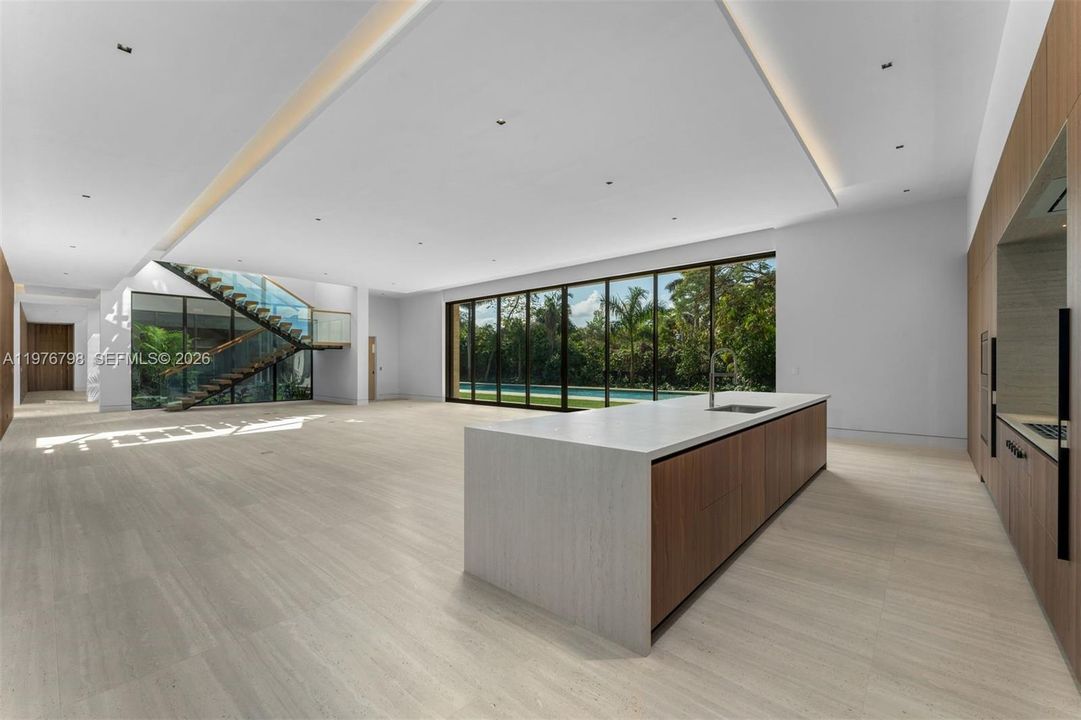 На продажу: $19,950,000 (6 спален, 6 ванн, 12152 Квадратных фут)