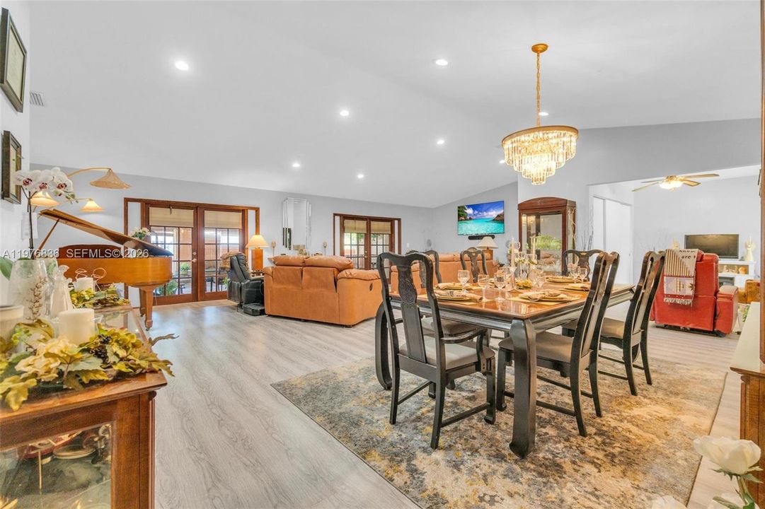 For Sale: $819,900 (4 beds, 2 baths, 2263 Square Feet)