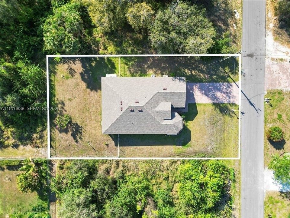 For Rent: $2,100 (3 beds, 2 baths, 0 Square Feet)