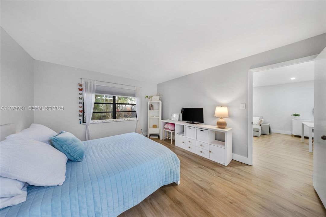 En Venta: $225,000 (2 camas, 2 baños, 936 Pies cuadrados)