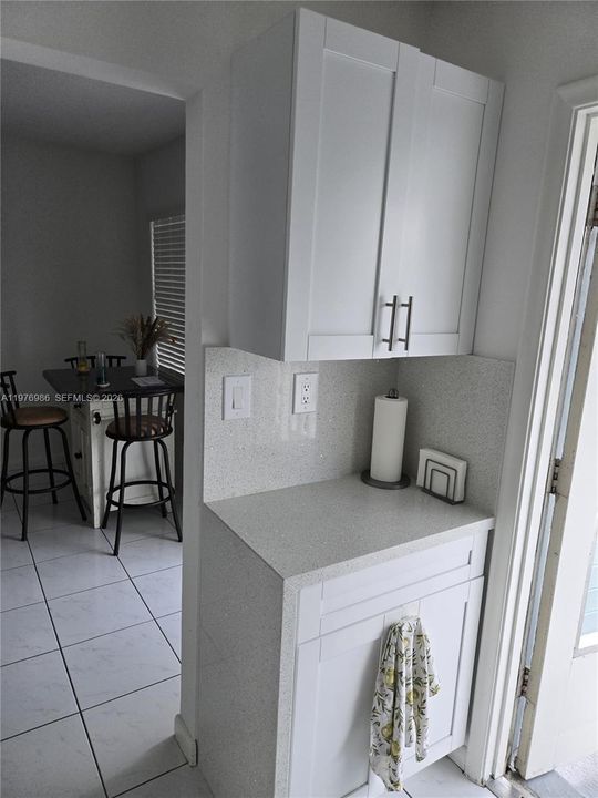 For Sale: $145,000 (1 beds, 1 baths, 595 Square Feet)