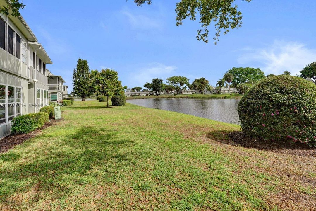 For Sale: $119,000 (1 beds, 1 baths, 720 Square Feet)