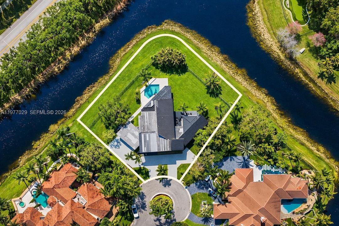 En Venta: $4,750,000 (5 camas, 6 baños, 6061 Pies cuadrados)