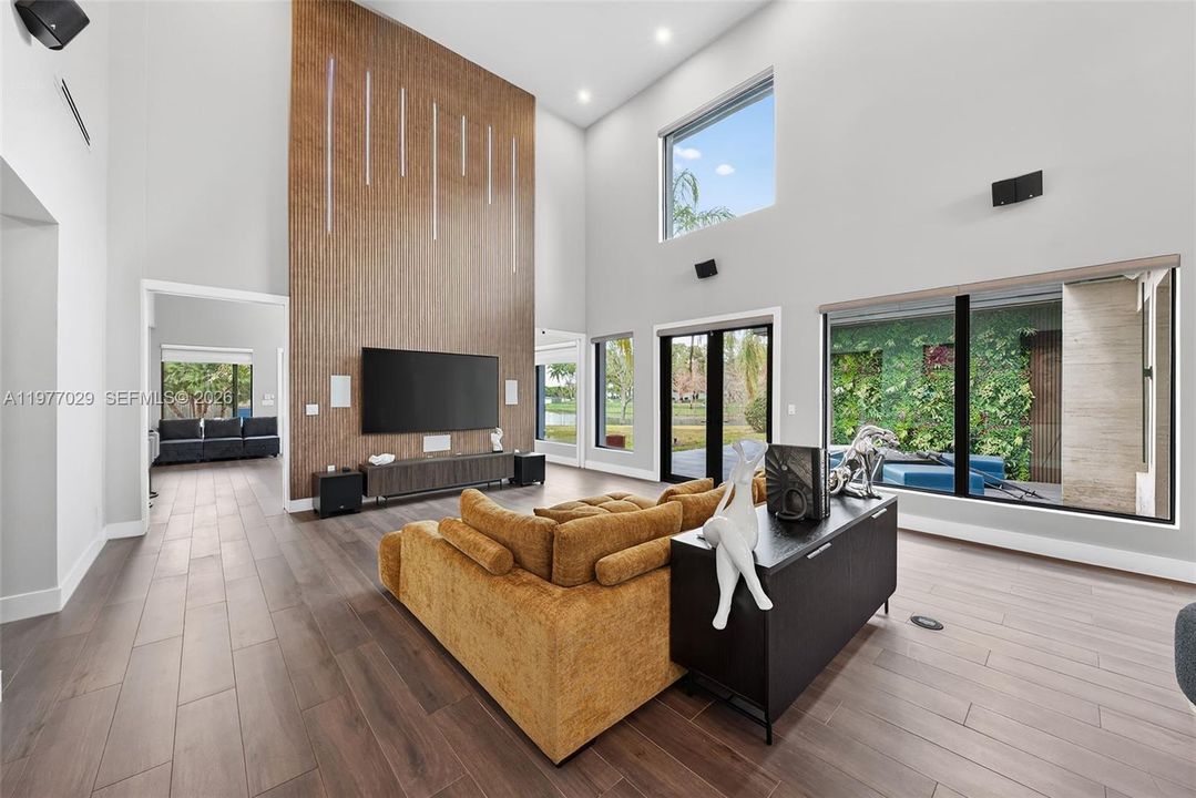 En Venta: $4,750,000 (5 camas, 6 baños, 6061 Pies cuadrados)
