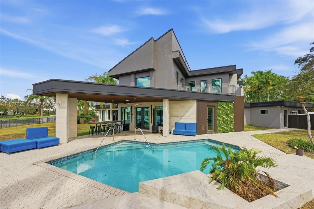 En Venta: $4,750,000 (5 camas, 6 baños, 6061 Pies cuadrados)
