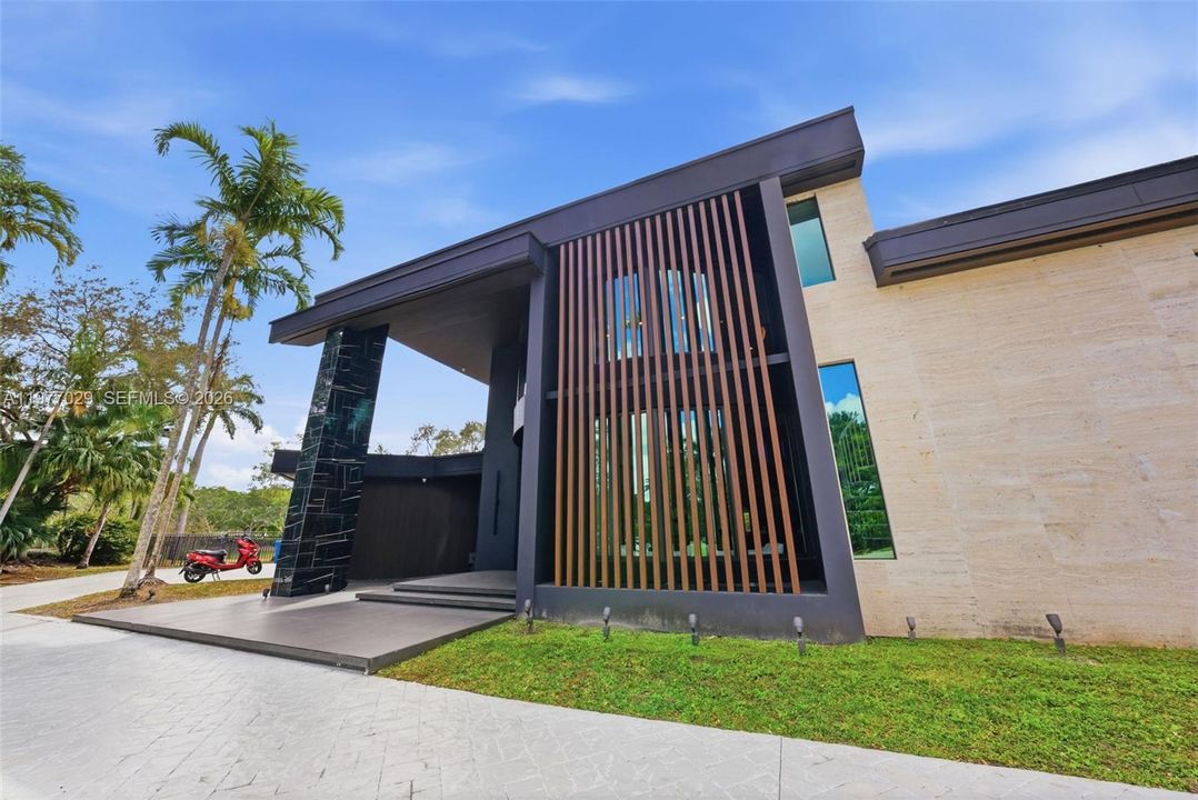 En Venta: $4,750,000 (5 camas, 6 baños, 6061 Pies cuadrados)