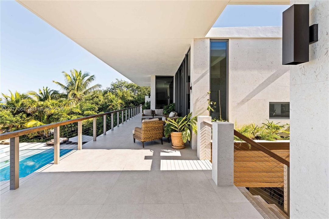 For Sale: $29,500,000 (10 beds, 11 baths, 8648 Square Feet)