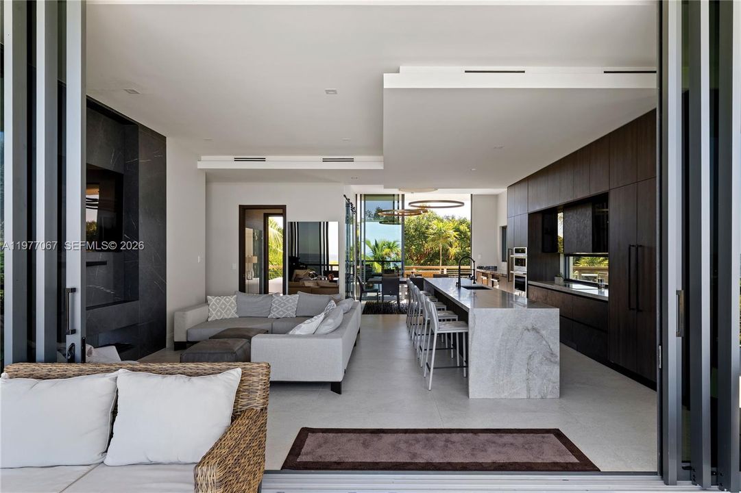 For Sale: $29,500,000 (10 beds, 11 baths, 8648 Square Feet)