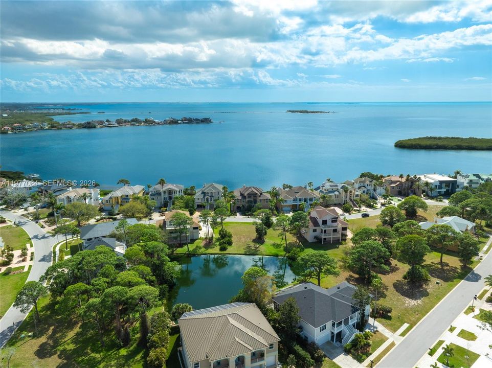 En Venta: $180,000 (0.30 acres)