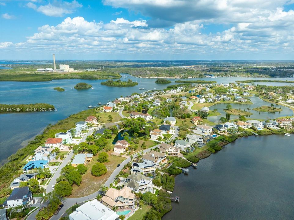 En Venta: $180,000 (0.30 acres)